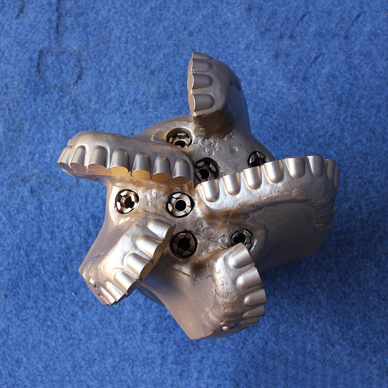 7 1/2 (190.5mm) 4 1/2API اتصال PDC حفاری بیت های آزاد کردن بهره وری حفاری