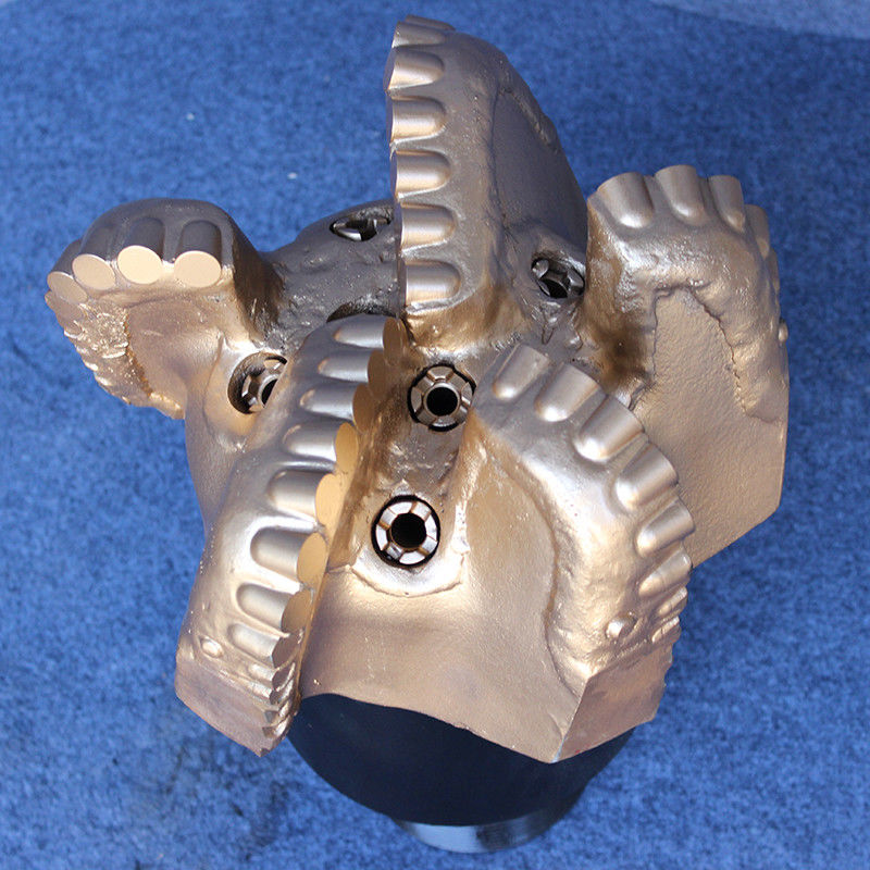 7 1/2 (190.5mm) 4 1/2API اتصال PDC حفاری بیت های آزاد کردن بهره وری حفاری