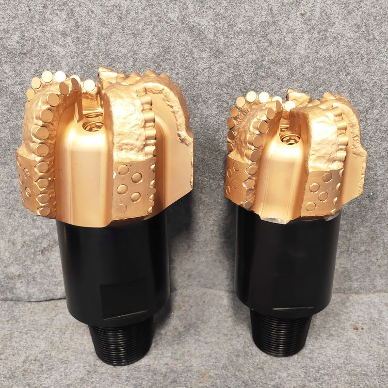 مته های PDC فولاد آلیاژی با اندازه قابل تنظیم 98 میلی متر تا 3593.7 میلی متر برای حفاری چاه های گاز و آب