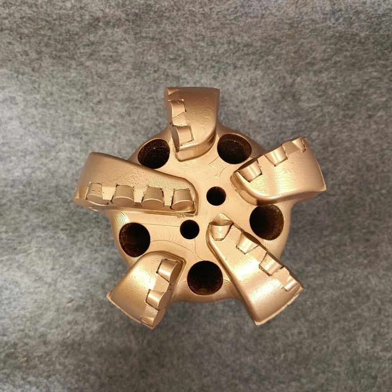 الماس 98mm 3 تیغه Pdc Arc زاویه حفاری بیت برای چاه آب حفاری معدن زغال سنگ